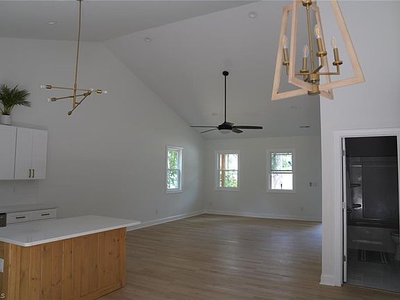 5th image of 176 Old Fisher Ferry Rd