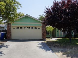 320 Municipal Dr, Sacramento, CA 95838