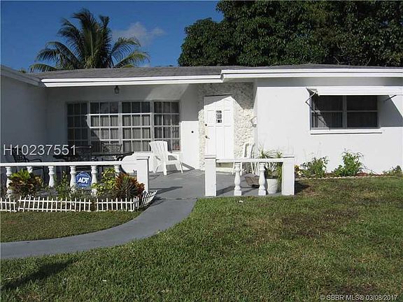 3rd image of 4380 NW 48th Ave