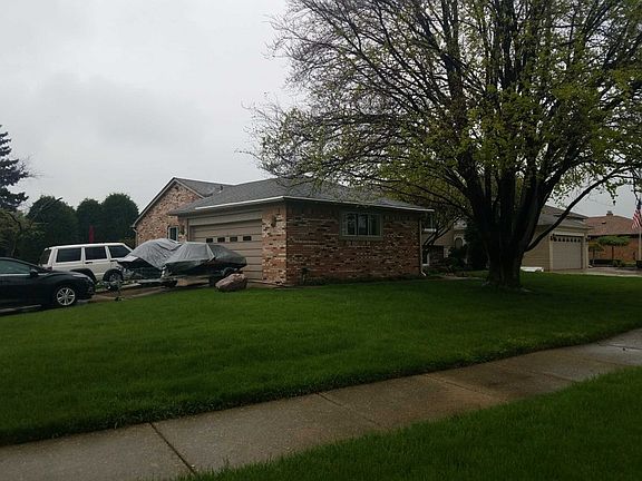 2nd image of 35619 Candlewood Dr
