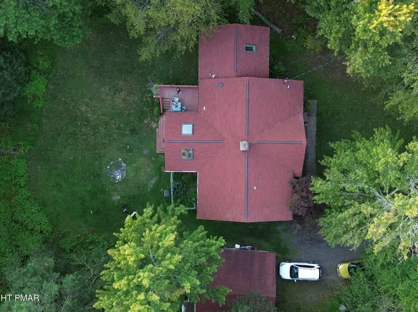 3327 Mountain Laurel Ln, Pocono Pines, PA 18350