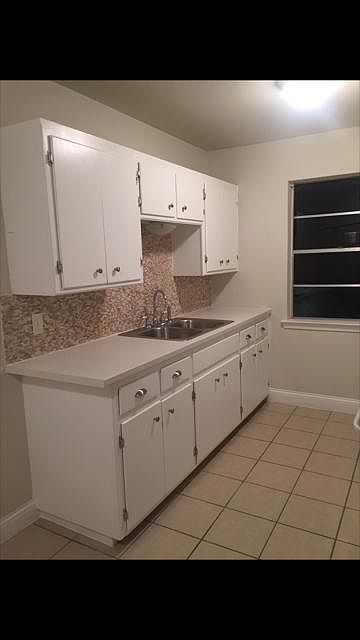1st image of 1222 W Hunt St #1222