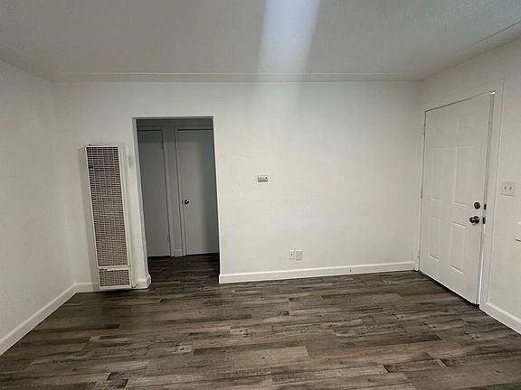 3rd image of 3421 E McKinley Ave #1