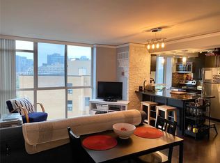 801 King St W #913, Toronto, ON M5V3C9