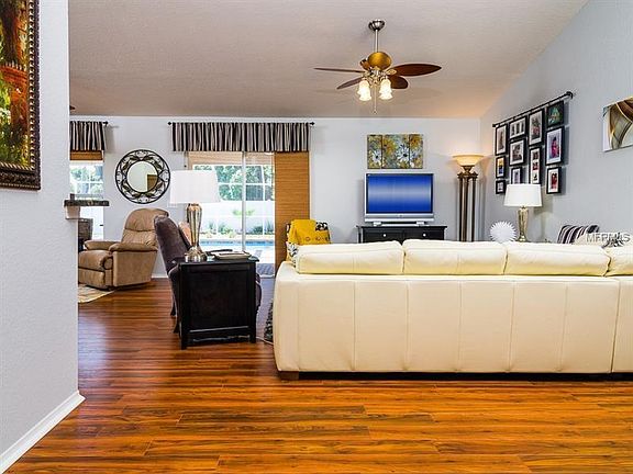 5th image of 1753 James Pointe Dr