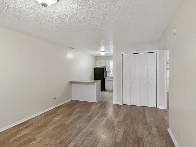 100 Bearwood Dr — Photo 10