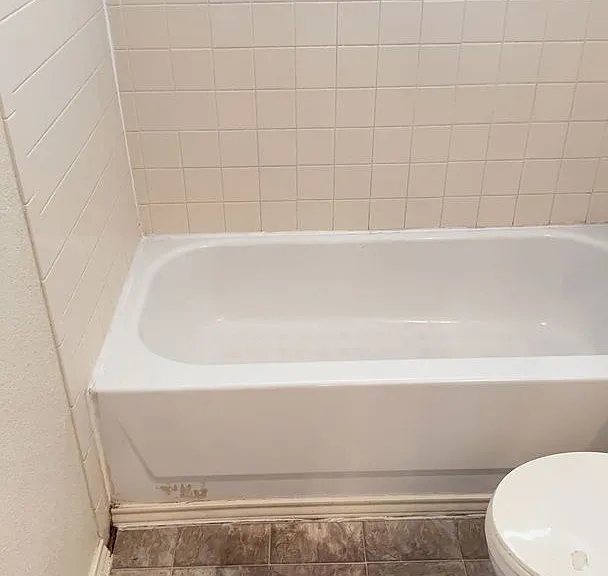 3310 Barcelona Dr — Photo 9