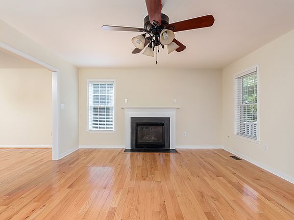 5th image of 5900 Shirebrook Dr