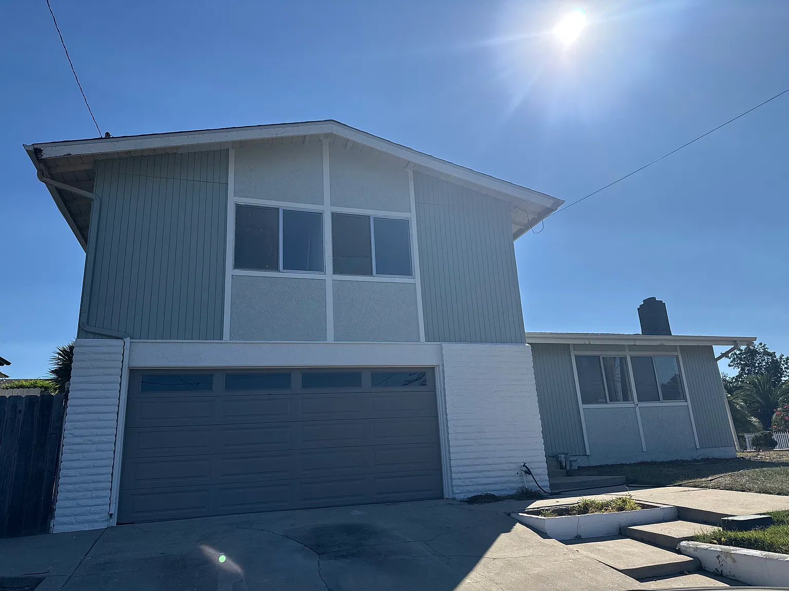 3 bed, 2.5 bath, 1896 sqft, $5,900 — Photo 1
