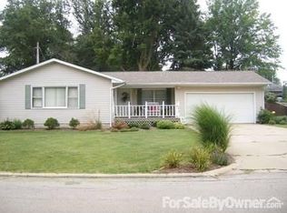 2212 13th St, Peru, IL 61354