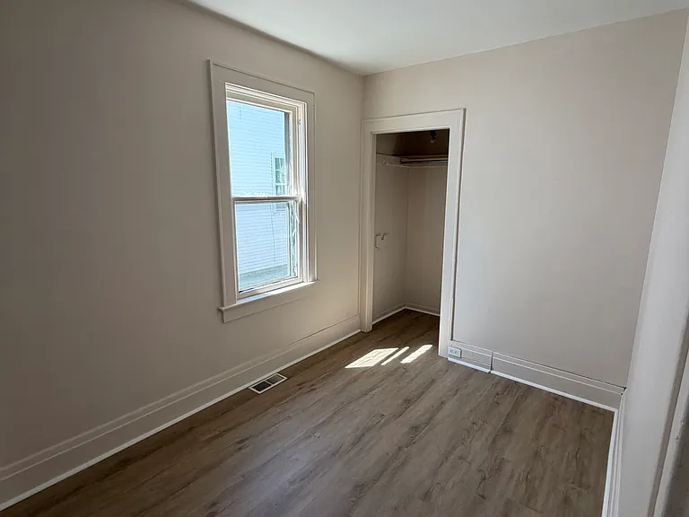 532 Cedar St — Photo 10