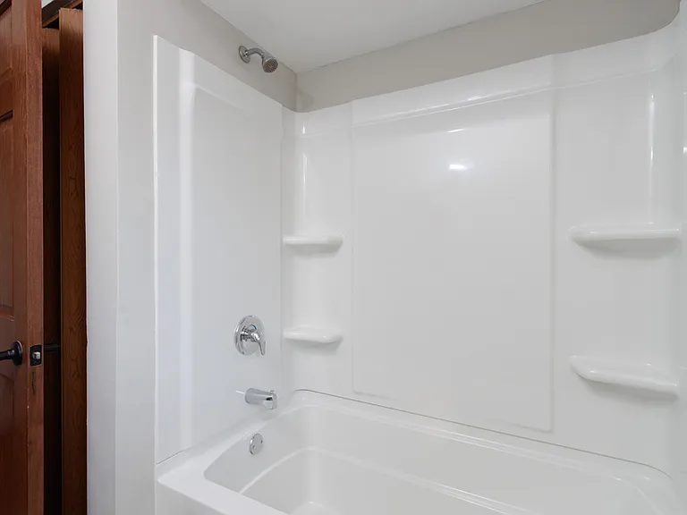 7146 S 38th St — Photo 11