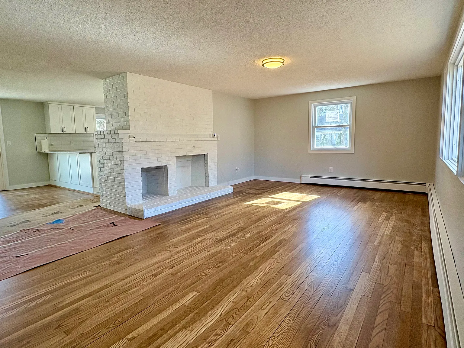 3 bed, 1288 sqft, $3,500 — Photo 2