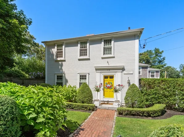 416 Washington St, Duxbury, MA 02332