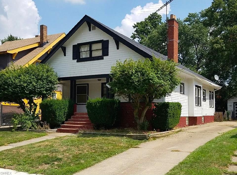 1st image of 1293 E 187th St