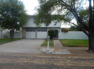 213 Huisache Dr, Laredo, TX 78041