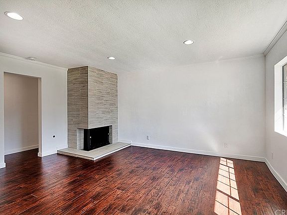 4th image of 1335 N Dalton Ave