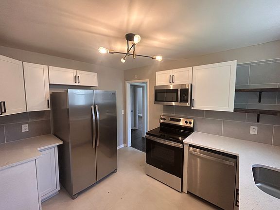 5th image of 1205 Cline Ave #A