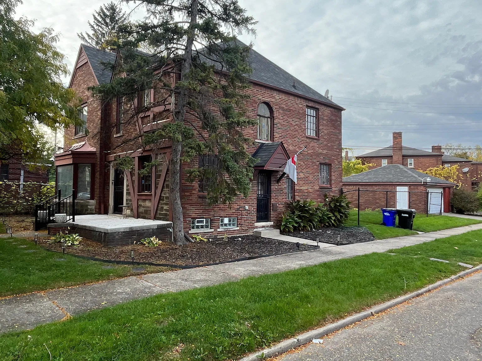 Oakman Blvd, Detroit — Photo 4