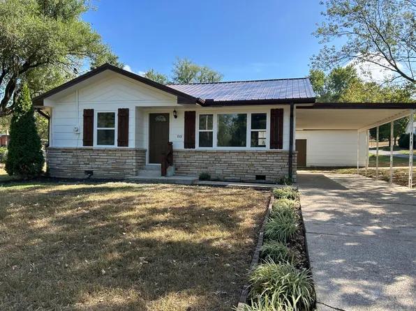 1001 E Benton Avenue, Ava, MO 65608