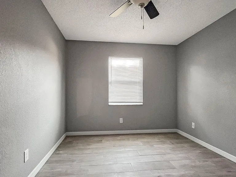 318 Sun Dial Ct — Photo 10