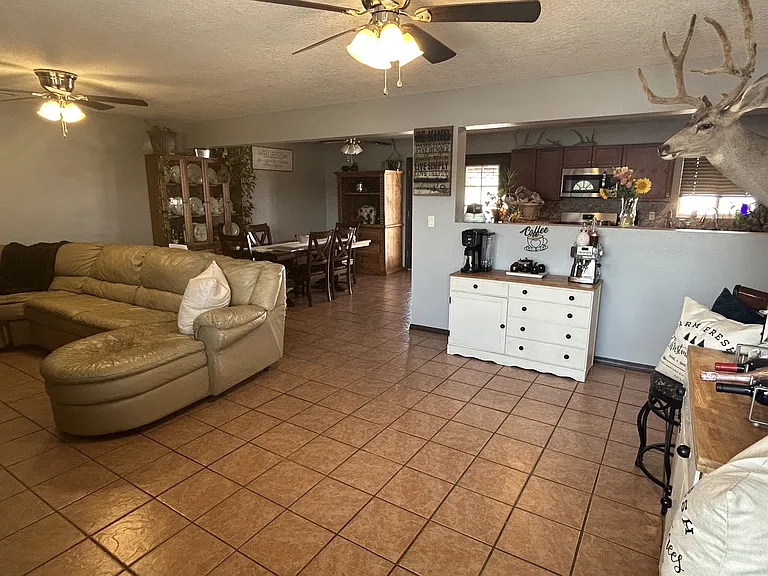 1140 Yerba Rd SW — Photo 2