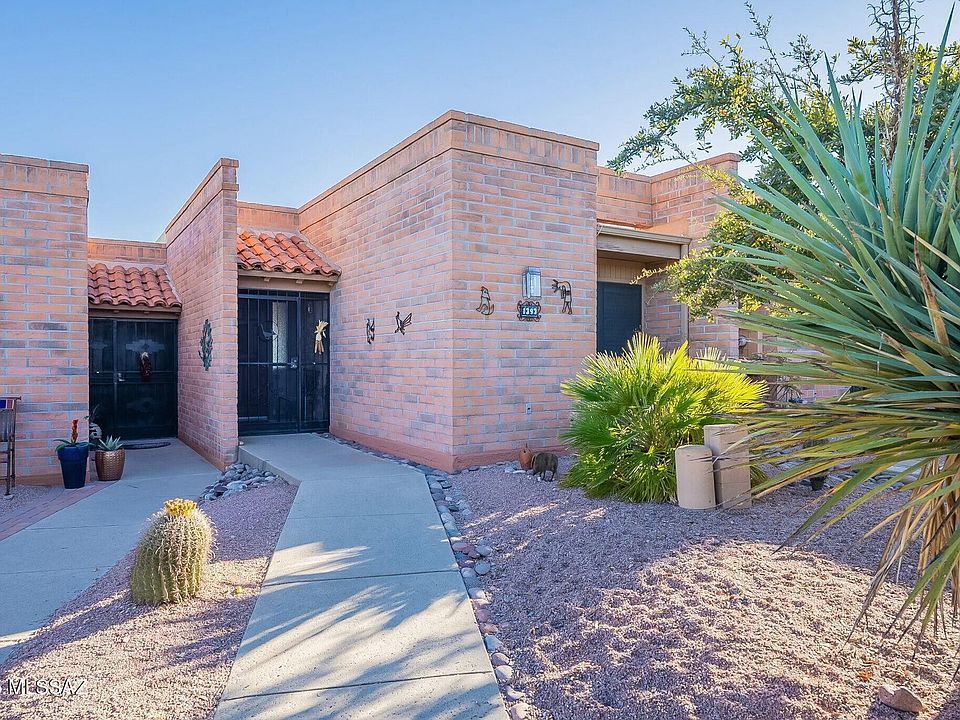 1st image of 1393 W Desert Hills Dr