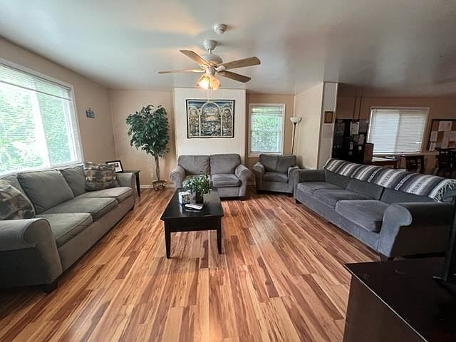 2nd image of 1266 Vinton Ave