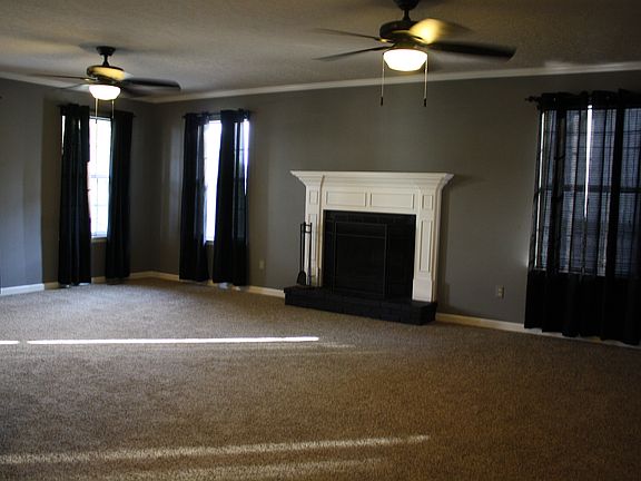 5th image of 4428 Bucknell Dr