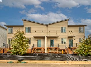 2077 Strong Rd SE, Salem, OR 97302