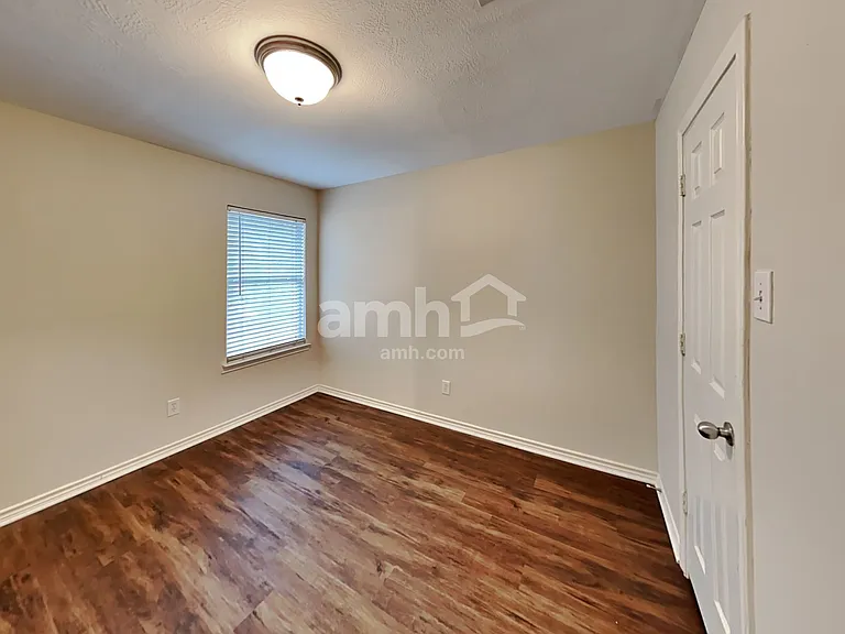 2219 Shady Pine Dr — Photo 15