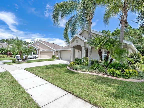 3rd image of 1411 Areca Palm Dr