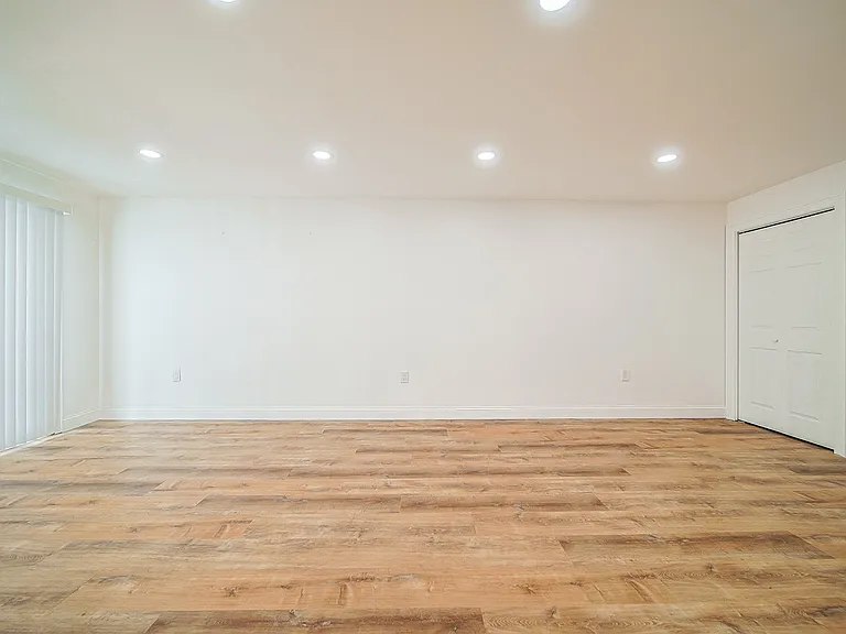 610 Anderson Ave #2E — Photo 11