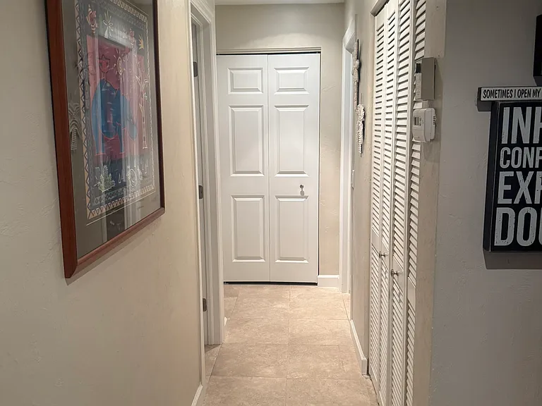 245 Lanchester Ct — Photo 13