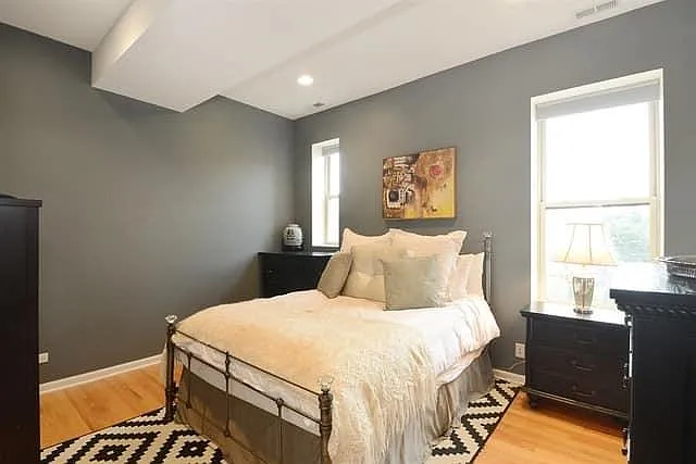 2904 N Avers Ave #2R — Photo 5