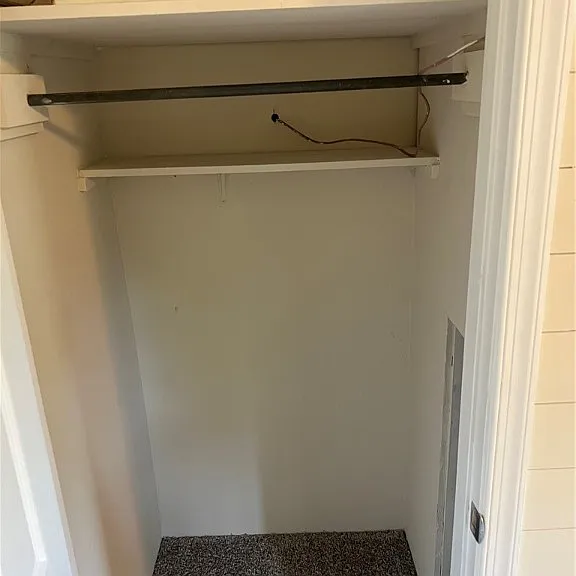 3907 Woodlawn St — Photo 17