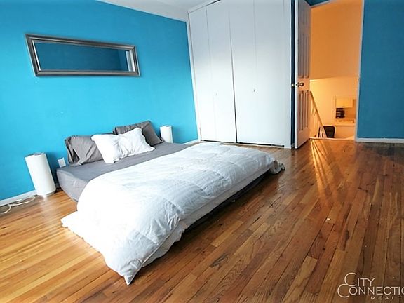 5th image of 325 E 64th St APT 504