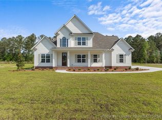 6772 Sim Canady Rd, Hope Mills, NC 28348