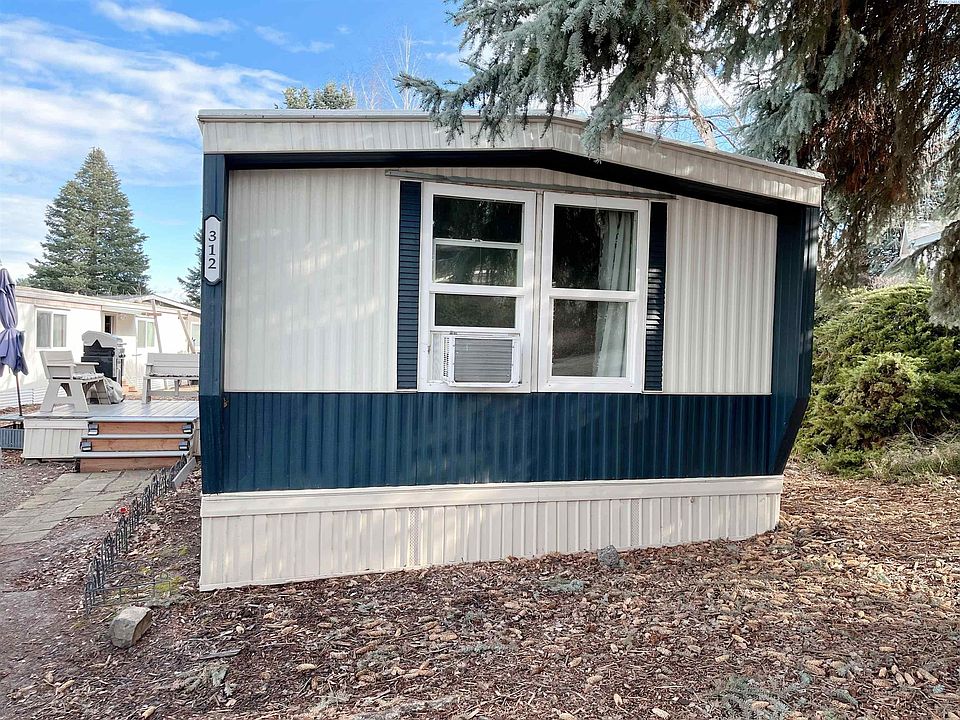 1st image of 312 NW Park West Dr