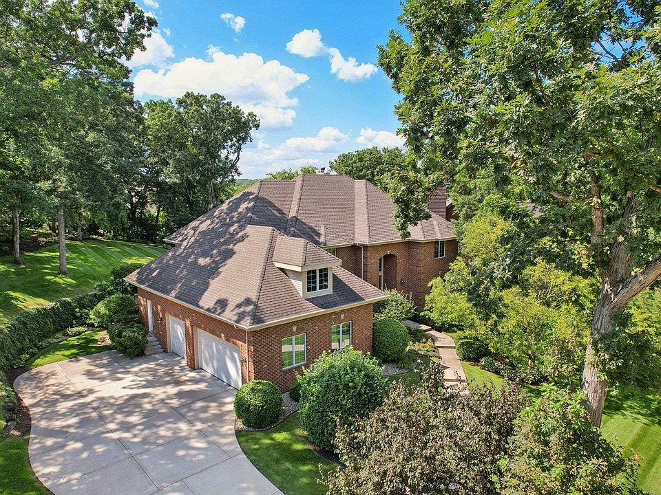1st image of 5670 Ashbourne Ln