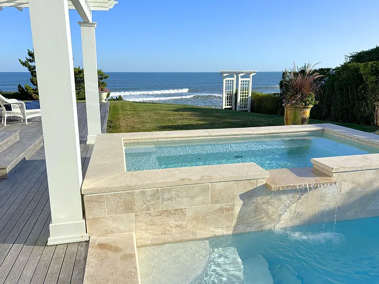 390 Old Montauk Hwy — Photo 28