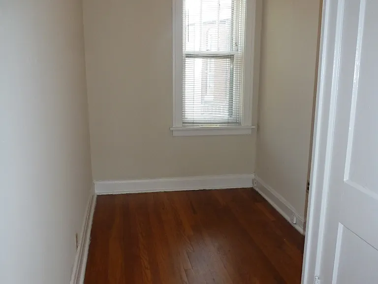 4531 Chouteau Ave — Photo 8