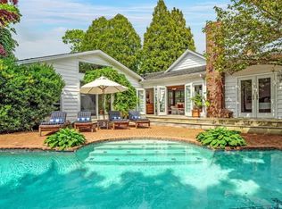 81 Lee Ave, Southampton, NY 11968