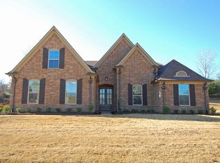 2376 Crimson Ridge Cv, Unincorporated, TN 38016
