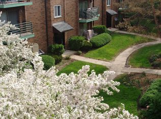 3944 Roundtop Cir, Anchorage, AK 99504