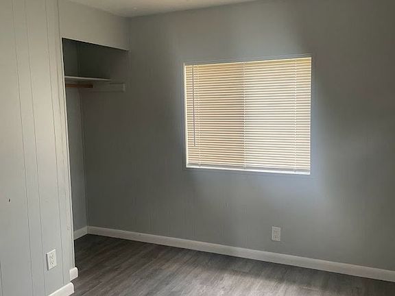5th image of 7904 Hart Dr