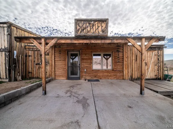 9366 W Pala Dr, White Hills, AZ 86445