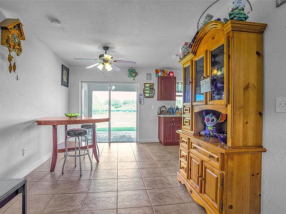 5th image of 525 N Jinete Street