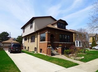 2308 S 8th Ave, North Riverside, IL 60546