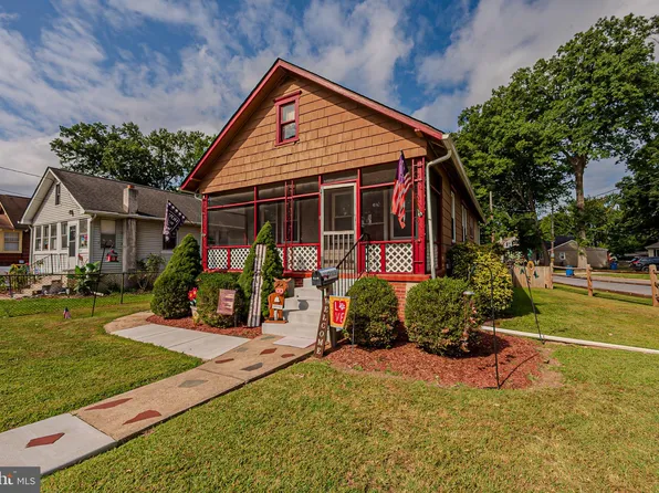 101 Beech Ave, Elsmere, DE 19805